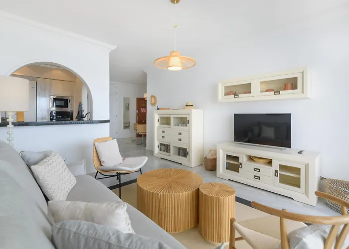 Penthouse Over The Sea 아파트 *